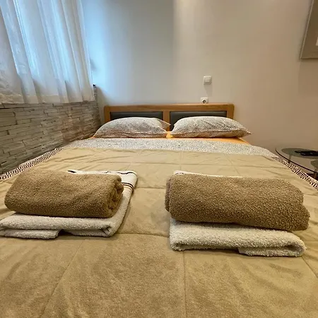 Welcome To Our Easygoing Apartment